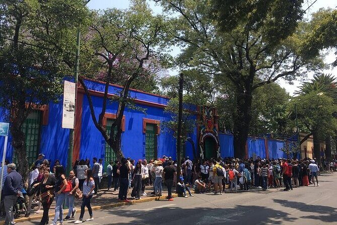 Frida Kahlo VIP - Bike & Churros [Museum Tickets Included] - Frequently Asked Questions