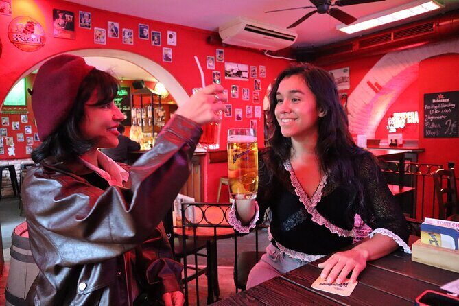 Friday Night Pub Crawl for Professionals in Vienna, Austria - The Value of the Experience