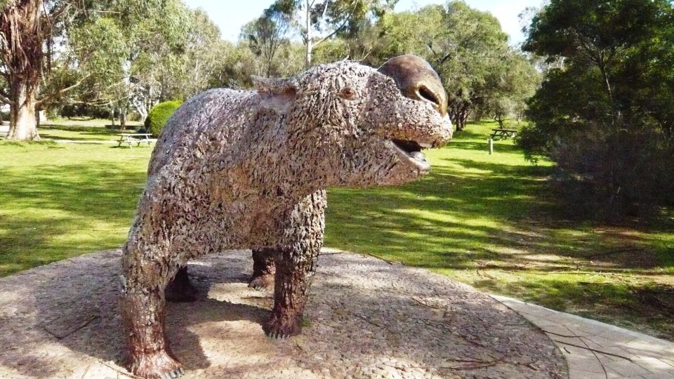 From Adelaide: 3-Day Trip to Melbourne With Wine Tasting - Group Size and Reviews