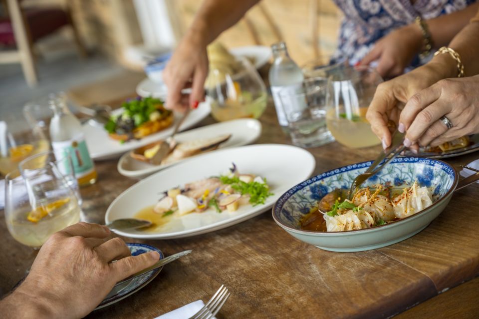 From Adelaide: Boutique Mclaren Vale Wine Tour With Lunch - Group Size and Pickup