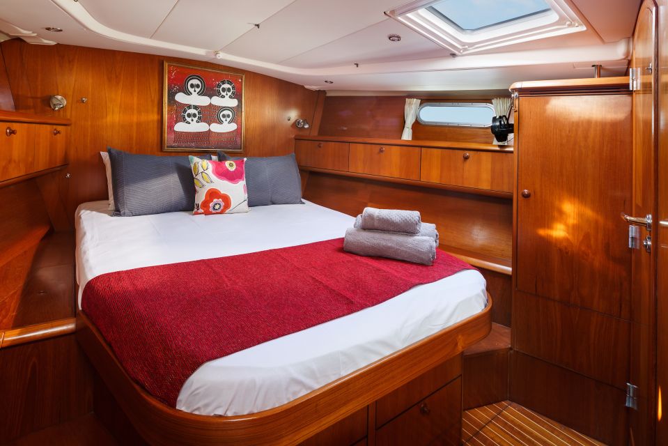 From Airlie Beach: Private Yacht Charter to Whitehaven - Meeting Point and What to Bring
