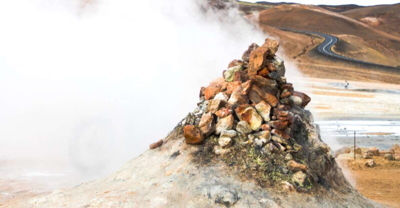 From Akureyri: Lake Mývatn Day Trip With Local Guide - Key Points