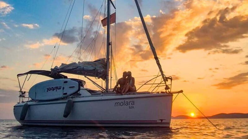 From Alghero: sunset sailing tour - Setting Sail from Alghero: What to Expect