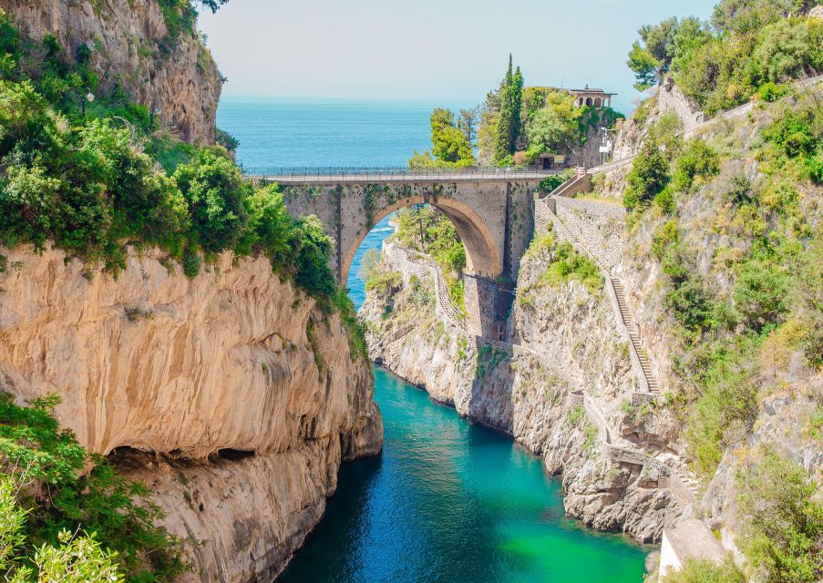 From Amalfi: Capri Island Boat Tour With Snorkeling & Drinks - Free Time in Capri
