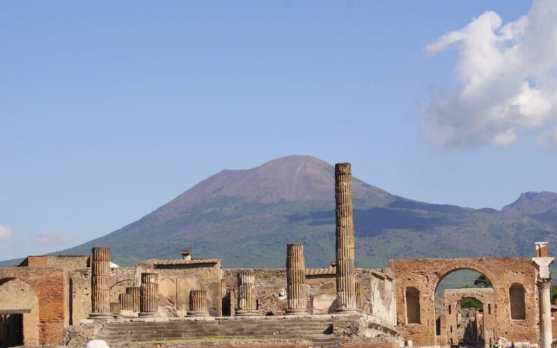 From Amalfi Coast: Pompeii, Herculaneum, and Mt. Vesuvius - Key Points  