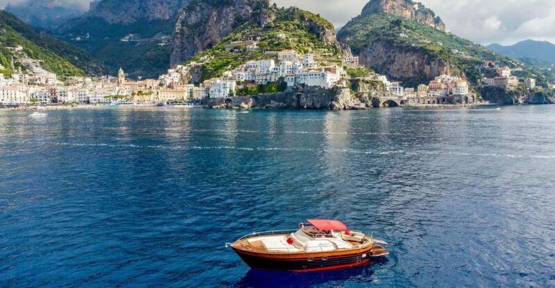 From Amalfi: private 12m boat trip to Capri - Key Points