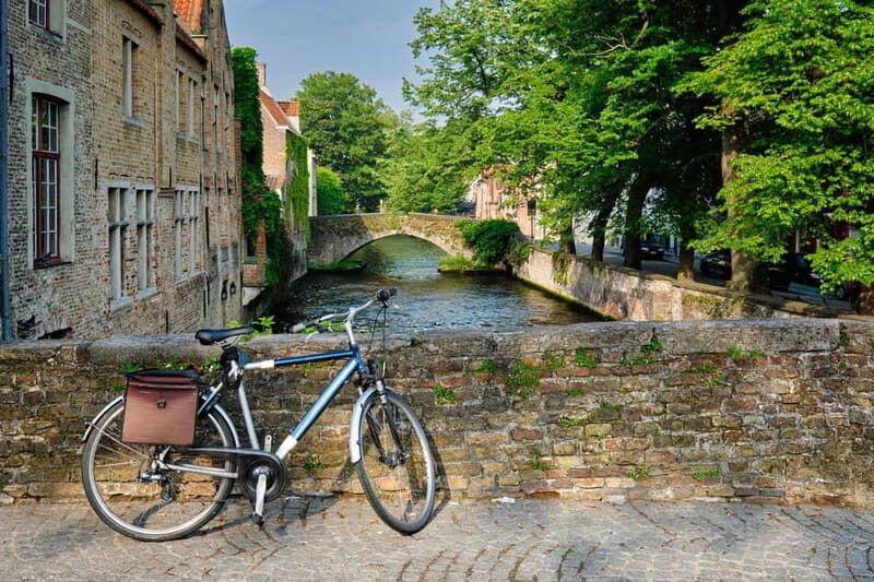 From Amsterdam: Brugge Day Trip and Walking Tour - Arriving in Bruges: What to Expect