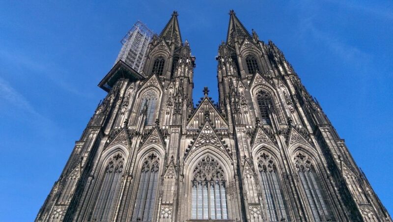 From Amsterdam: Cologne Private Sightseeing Tour - Exploring Alter Markt