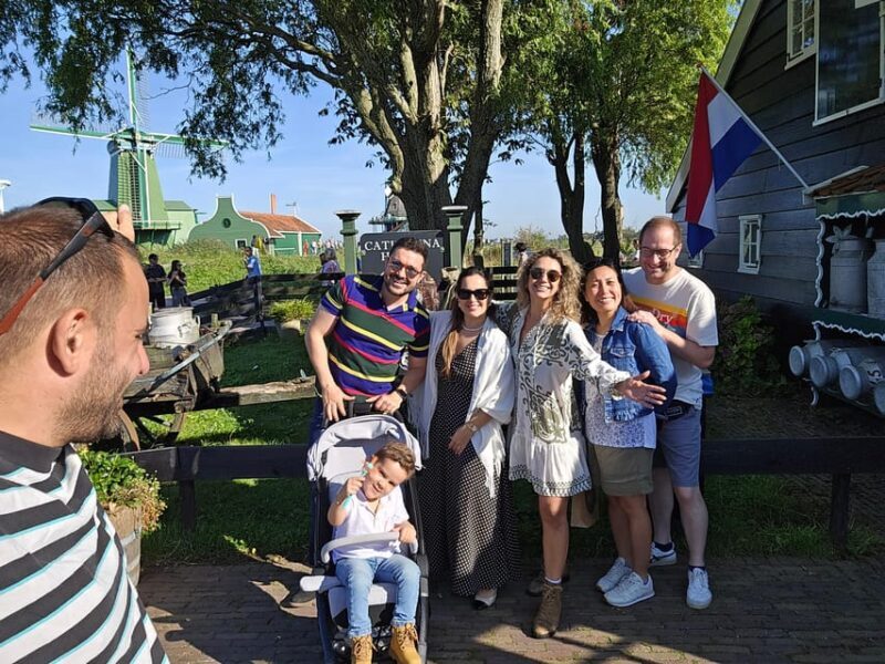 From Amsterdam: Keukenhof Tulips, Windmills & Volendam - The Style and Spirit of the Tour