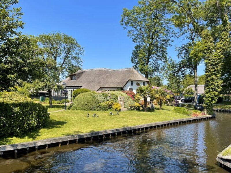 From Amsterdam: Private Car Tour to Giethoorn and Blokzijl - Who Is This Tour Best For?