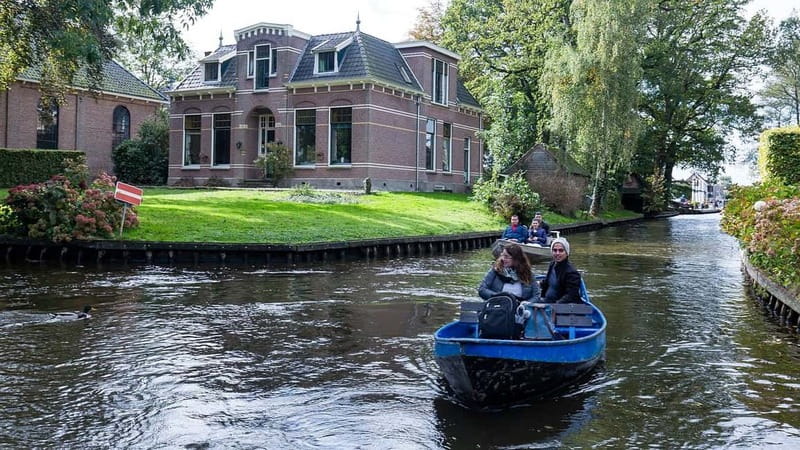 From Amsterdam: Zaanse Schans and Giethoorn Countryside Trip - FAQ