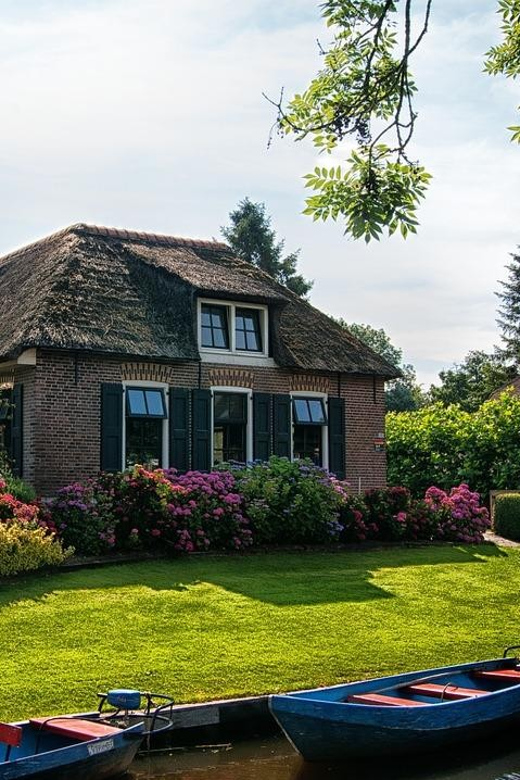 From Amsterdam: Zaanse Schans and Giethoorn Countryside Trip - Booking Flexibility Options