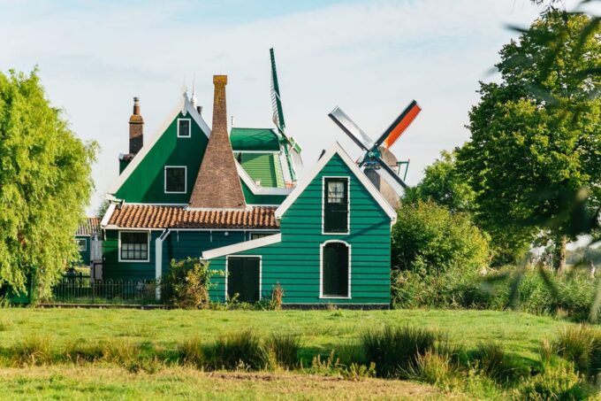 From Amsterdam: Zaanse Schans, Edam, & Marken Full-Day Trip - What to Bring