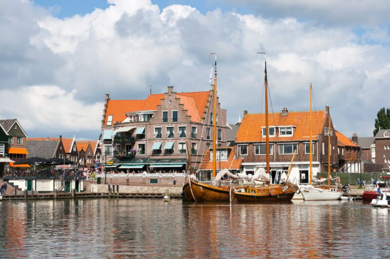 From Amsterdam: Zaanse Schans, Edam, Volendam, & Marken Tour - Exploring Edam