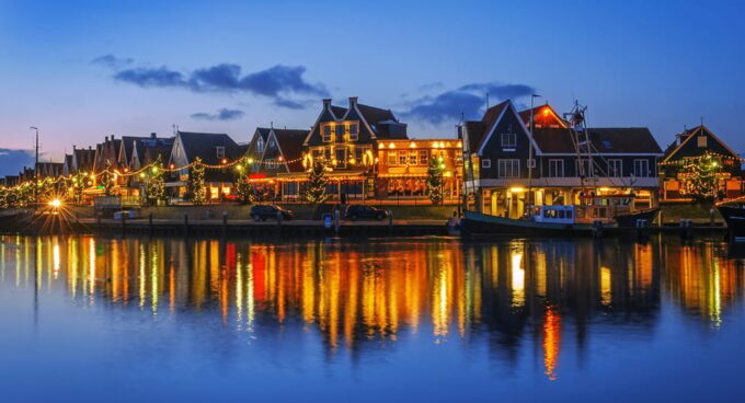 From Amsterdam: Zaanse Schans, Edam, Volendam, & Marken Tour - Booking Information