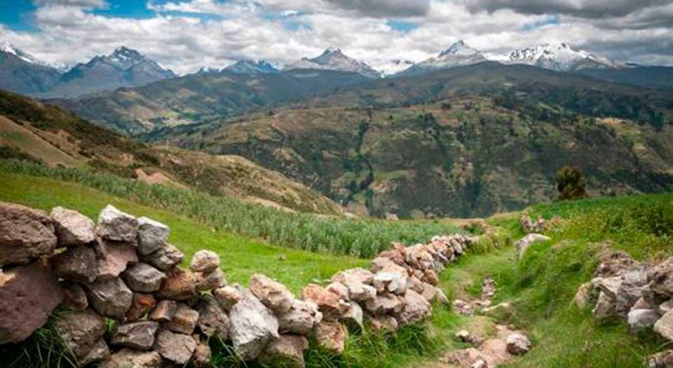 From Ancash: Adventure and Climbing Nevado Pisco |3D-2N| - Hiking to Base Camp