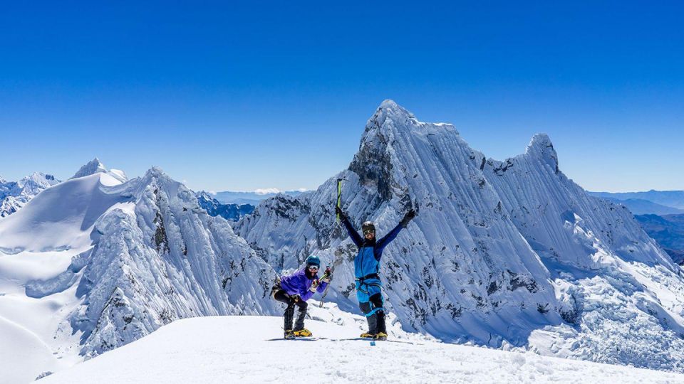 From Ancash: Adventure and Climbing Nevado Pisco |3D-2N| - Group Size and Language