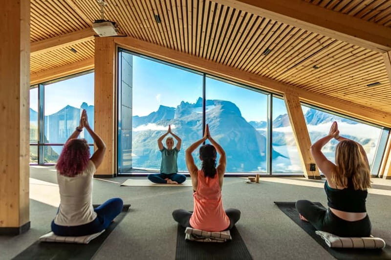 From Åndalsnes: Yoga on Nesaksla Mountain and Gondola Ticket - Discovering the Experience: A Closer Look