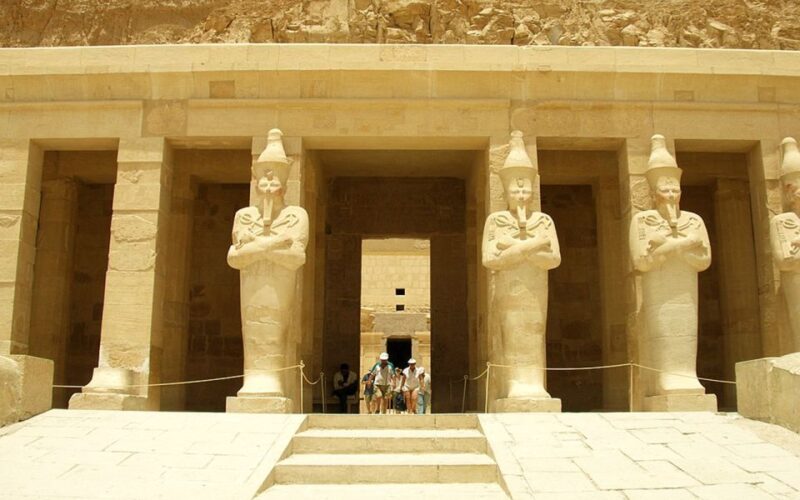From Aswan: Private Overnight Trip to Luxor With Temples - Highlights of Day 1