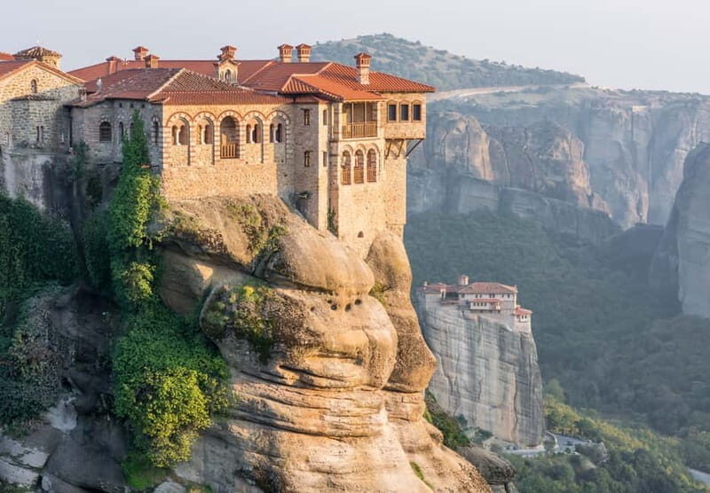 From Athens: 2-Day Tour Delphi, Meteora, and Thermopylae - Exploring Central Greece in Depth
