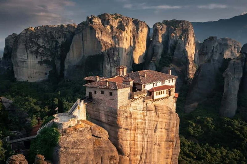 From Athens: Meteora and Thermopylae Private Full-Day Trip - Stepping Back into History at Thermopylae