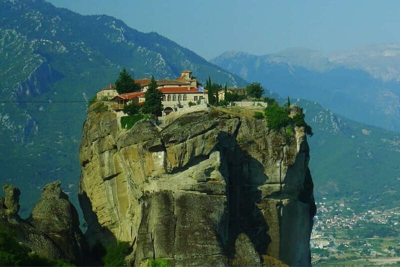 From Athens: Meteora and Thermopylae Private Full-Day Trip - The Value and Who Should Consider This Tour