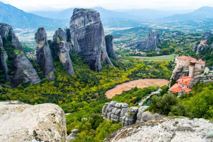 From Athens: Private Full-Day Meteora and Kastraki Tour - Participant Guidelines