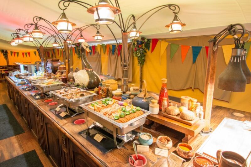 From Auckland: Hobbiton and Waitomo Day Tour with Lunch - What the Reviews Say