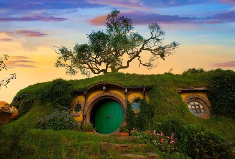 From Auckland: Hobbiton Movie Set Private Tour (Flexible) - Key Points