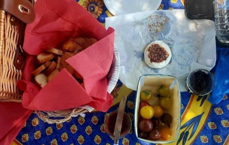 From Avignon: Arles, Les Baux-de-Provence & Saint-Rémy Tour - Local Cuisine and Tastings