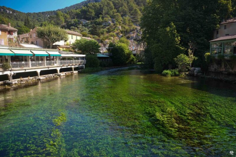 From Avignon: Luberon Villages Day Tour - Tour Features