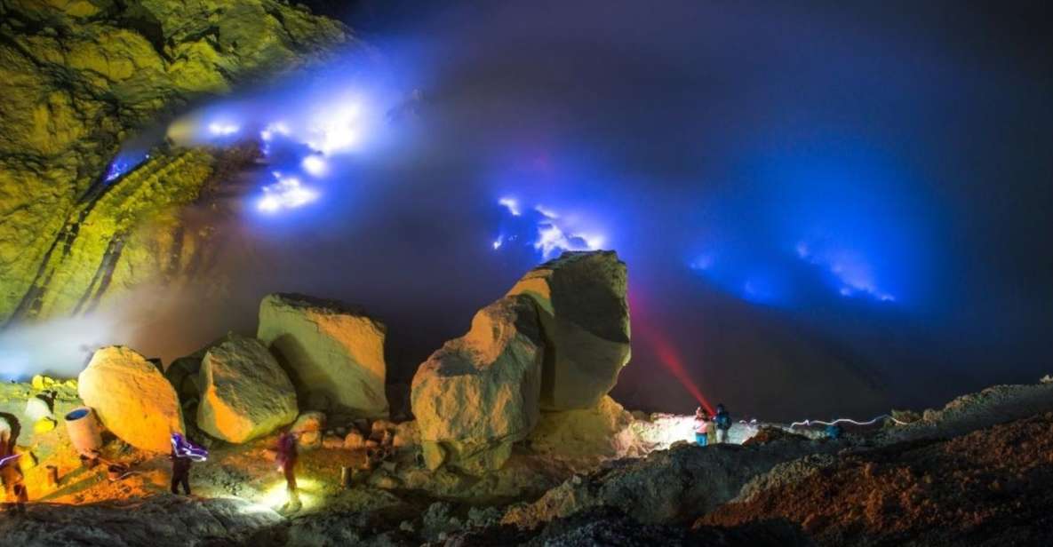 From Bali: 10-DAY Tour of Javas Highlights With Lodging - Discover Iconic Landmarks