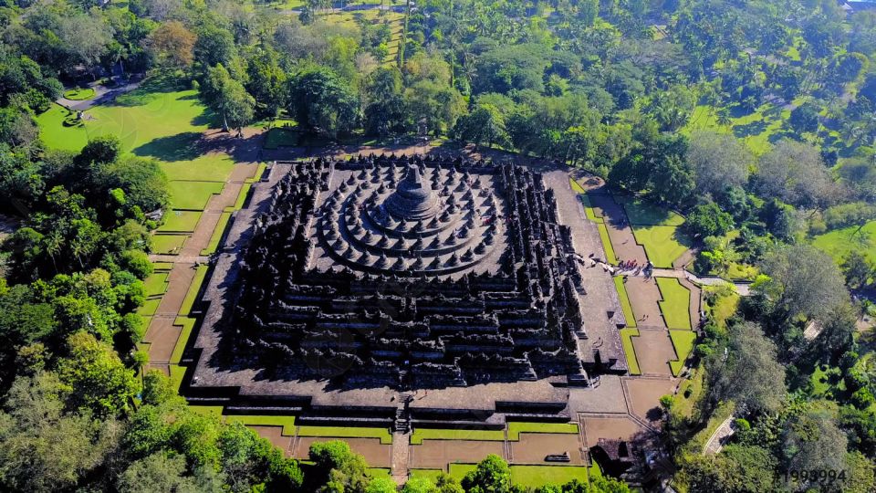 From Bali: 10-DAY Tour of Javas Highlights With Lodging - Relish Guided Experiences