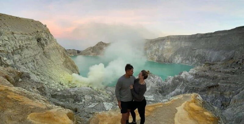 From Bali: A Private Tour Kawah Ijen Mt Bromo Tumpaksewu - Authentic Experiences and Local Encounters