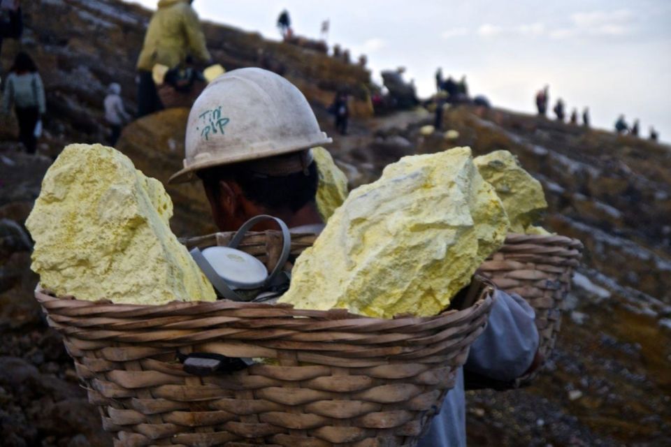 From Bali: Ijen Crater and Mount Bromo 3D2N Tour - Frequently Asked Questions