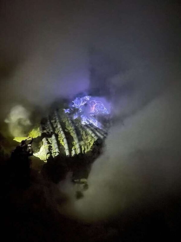 From Bali : Mt Ijen Hike, Blue Fire & Panoramic Lake Guided - The Experience in Detail