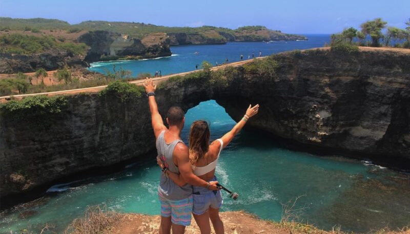 From Bali: Private Tour Combo East and West Nusa Penida - Broken Beach