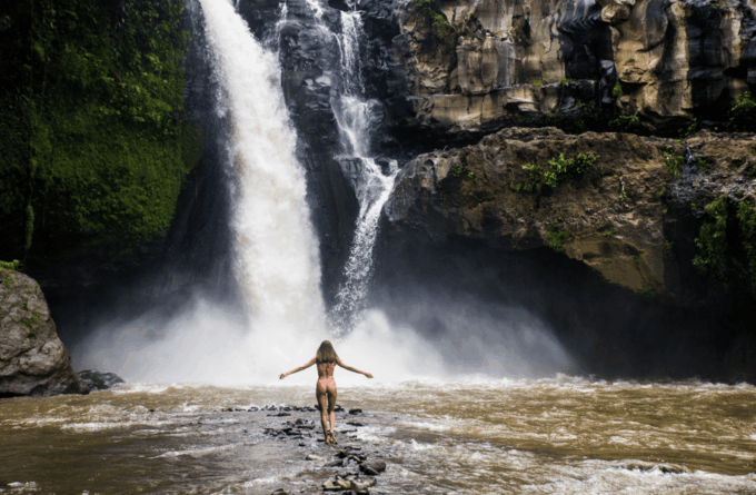 From Bali: Saraswati Temple, Monkey Forest, Ubud Waterfalls - Sacred Monkey Forest Sanctuary