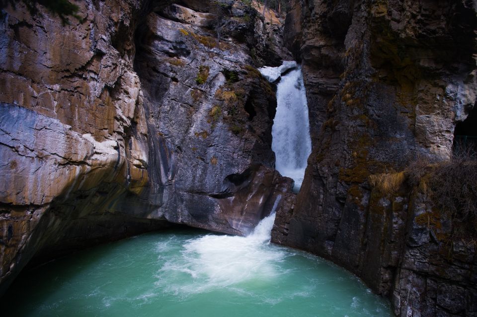 From Banff/Canmore: Guided Day Tour in Banff National Park - Banff National Park Highlights
