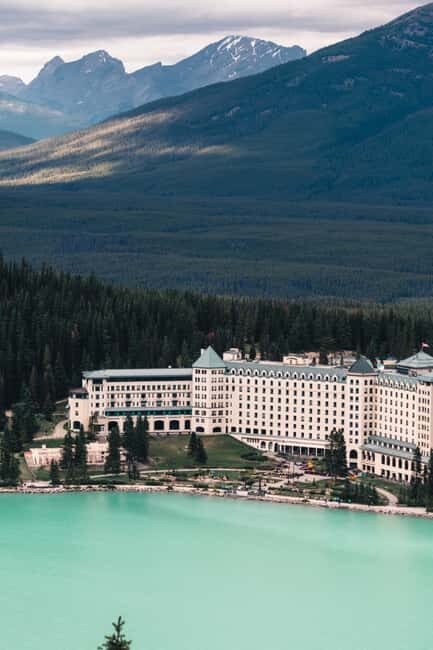 From Banff/Canmore: Moraine Lake, Lake Louise 1.5 hrs Each - Who Will Love This Tour?