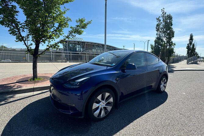 From Banff: Hassle-free Private Transfer to Calgary YYC Airport - An In-Depth Look at the Experience