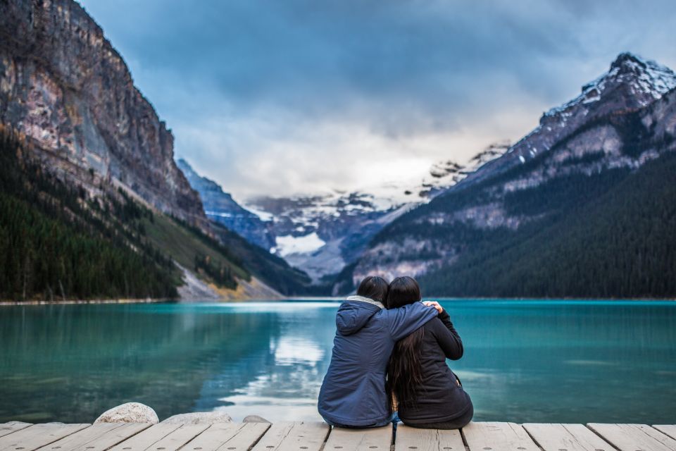 From Banff: Sunrise at Moraine Lake & Lake Louise - Cancellation Policy
