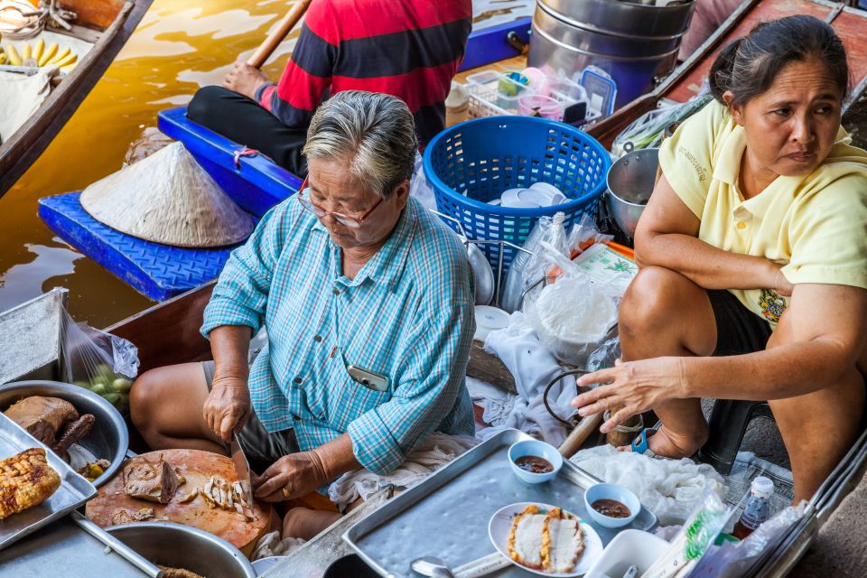 From Bangkok: Damnoen Saduak Floating Market Guided Tour - Market Exploration
