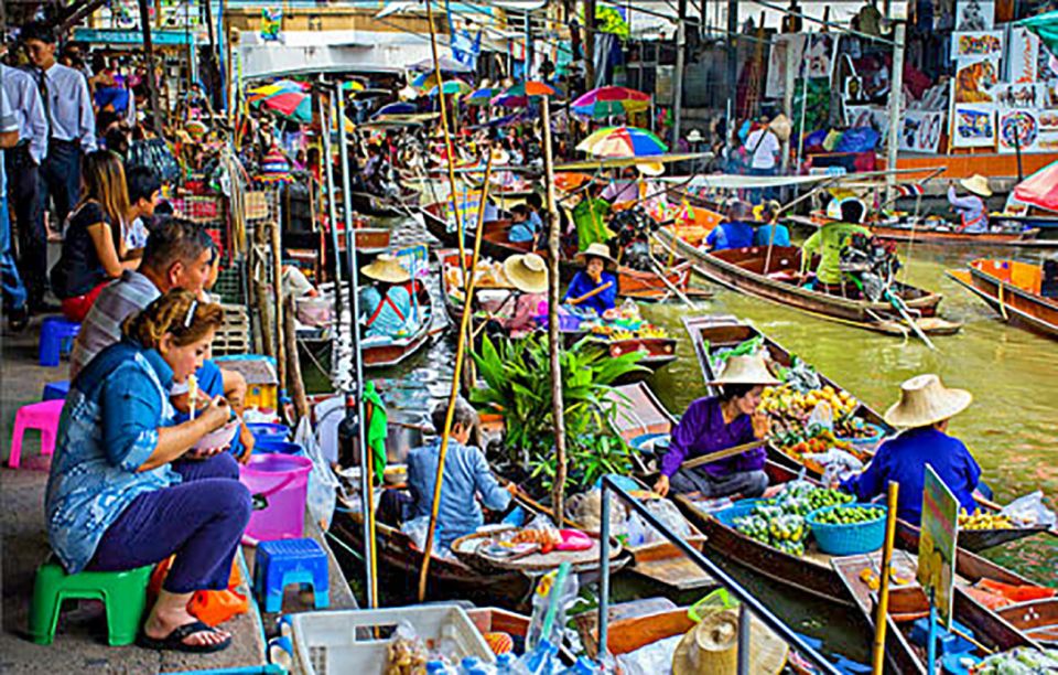 From Bangkok: Damnoen Saduak & Train Market Tour in English - Traditional Thai Cuisine