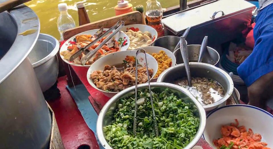 From Bangkok: Damnoen Saduak & Train Market Tour in English - Customer Feedback