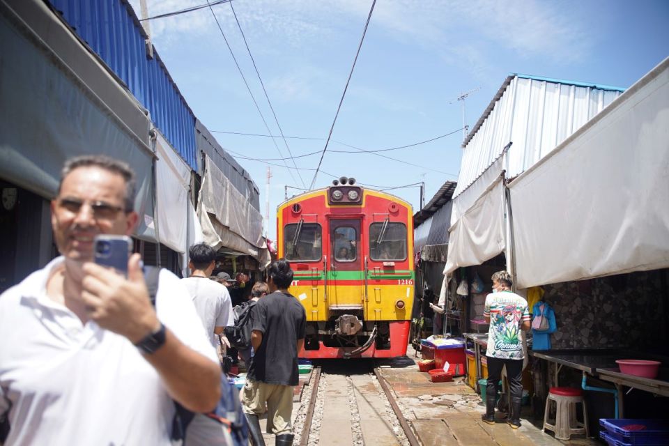 From Bangkok: Floating Market and Ayutthaya Guided Day Tour - Maeklong Railway Market