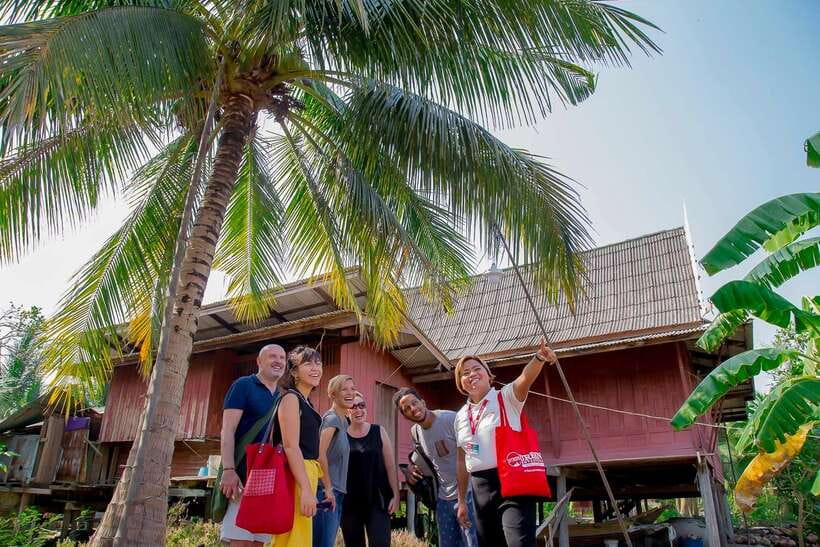 From Bangkok: Private Railway and Floating Market Tour - Discovering the Palm Sugar Plantation