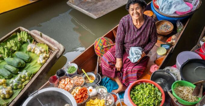 From Bangkok: Railway & Damnoen Saduak Floating Market Tour - Inclusions and Exclusions