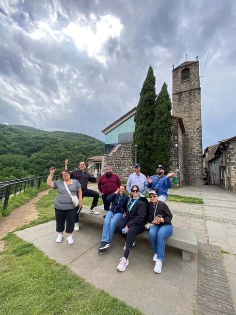 From Barcelona: Girona, Besalú & Castellfollit Day Trip - Detailed Breakdown of the Tour Experience