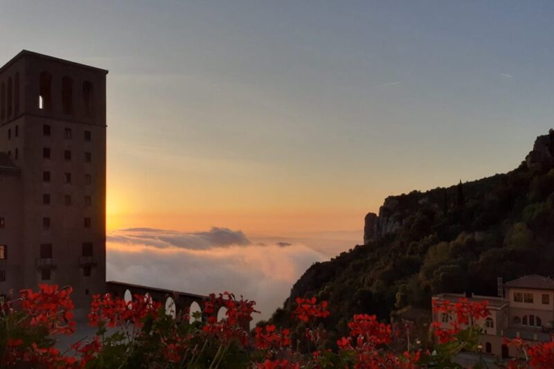From Barcelona: Montserrat Tour, Rack Railway & Licor Taste - Key Points